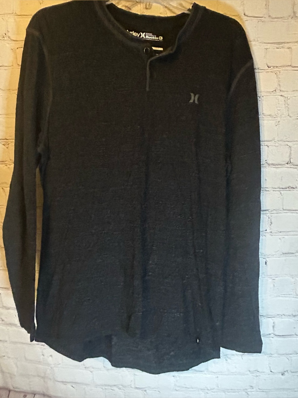 Hurley black Henley, L